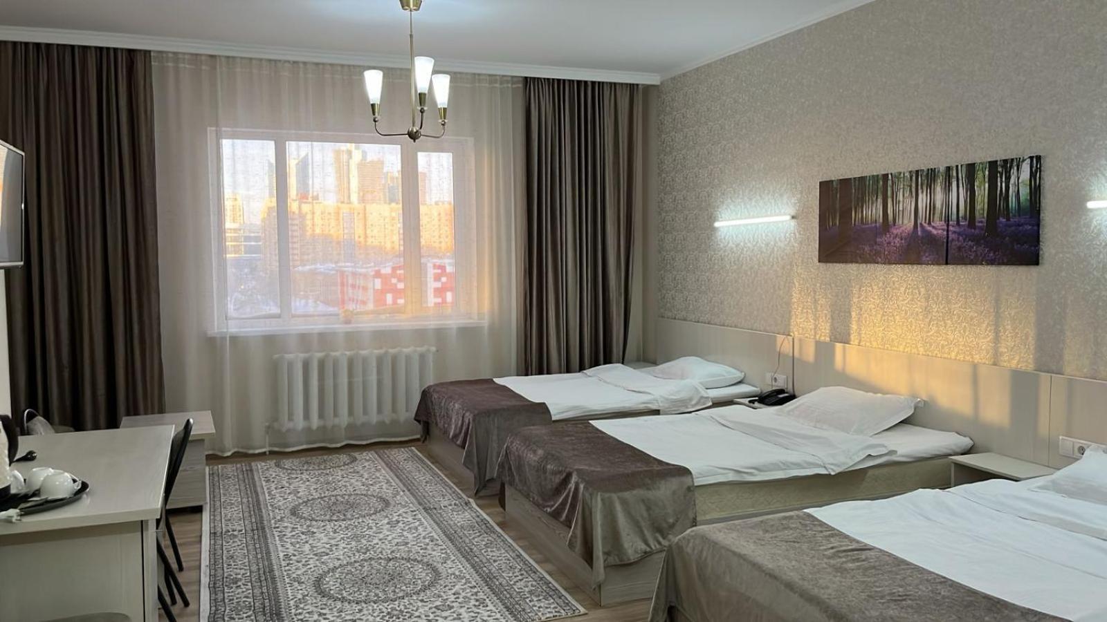 Union Plaza Hotel Астана Екстериор снимка