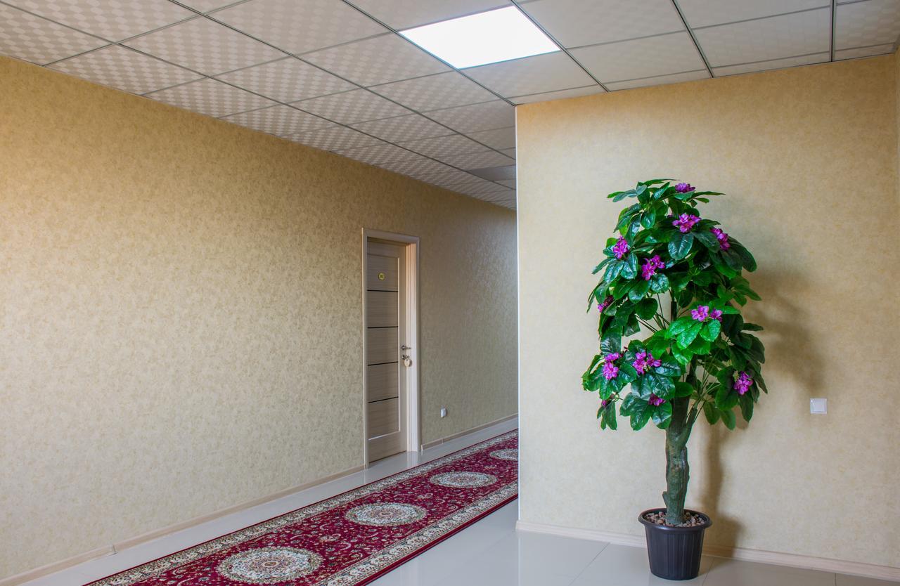 Union Plaza Hotel Астана Екстериор снимка